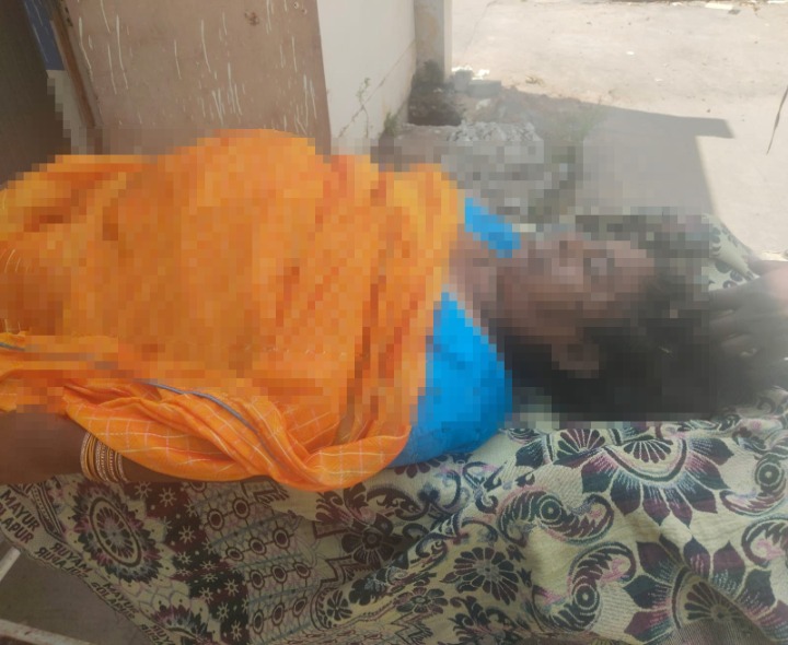 రోడ్డు ప్రమాదంలో గాయపడి మహిళ మృతి