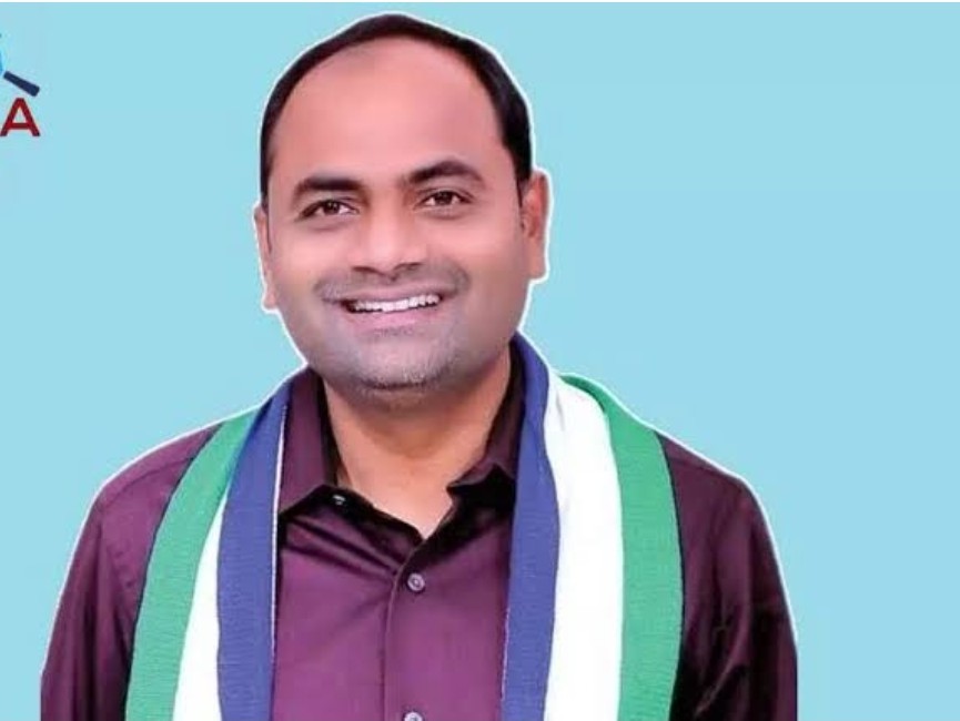 చంద్రబాబు ఒక్క ప్రాజెక్ట్ కూడా కట్టలేదు: తాటిపర్తి
