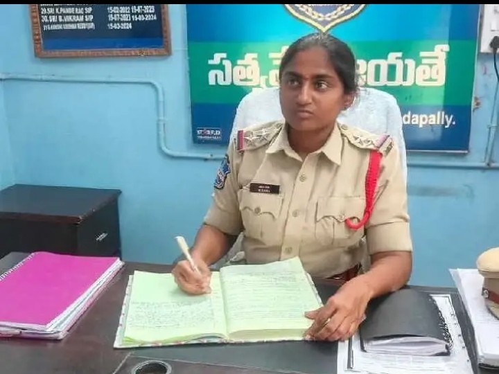ఫైరింగ్ ట్రైనింగ్.. ప్రజలకు ఎస్సై హెచ్చరిక