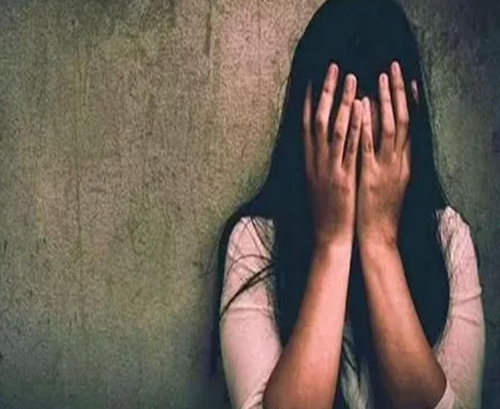 ప్రేమ పేరుతో బాలికపై అత్యాచారం