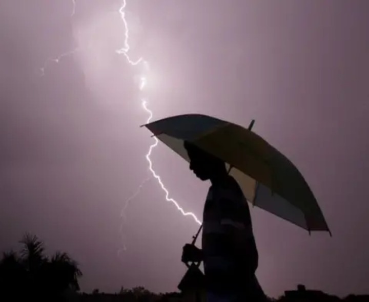జిల్లాలో రానున్న మూడు రోజులు భారీ వర్షాలు