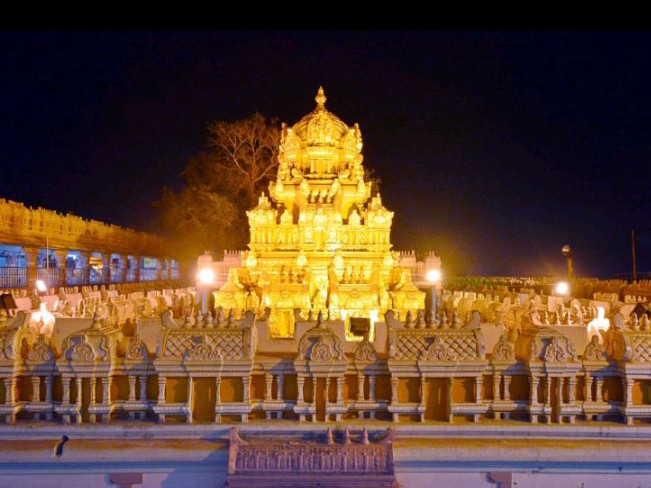 ఈనెల 26న భారీ స్థాయిలో దుర్గమ్మ ఉత్సవాలు