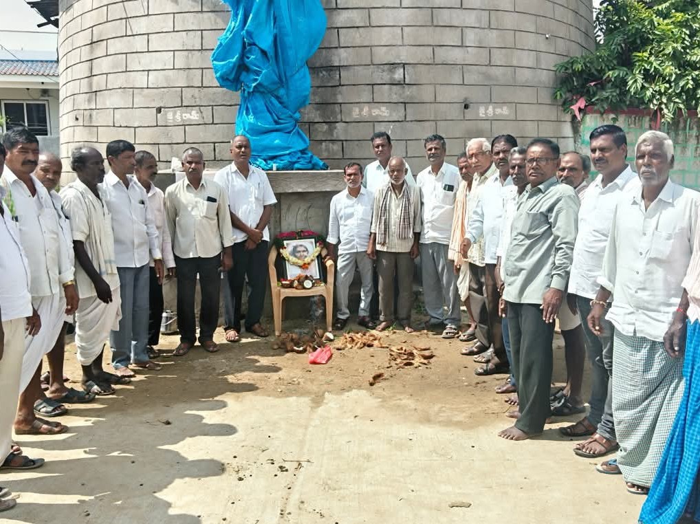 పేద ప్రజల సమస్యలపై పోరాటం చేసిన ఐలమ్మ