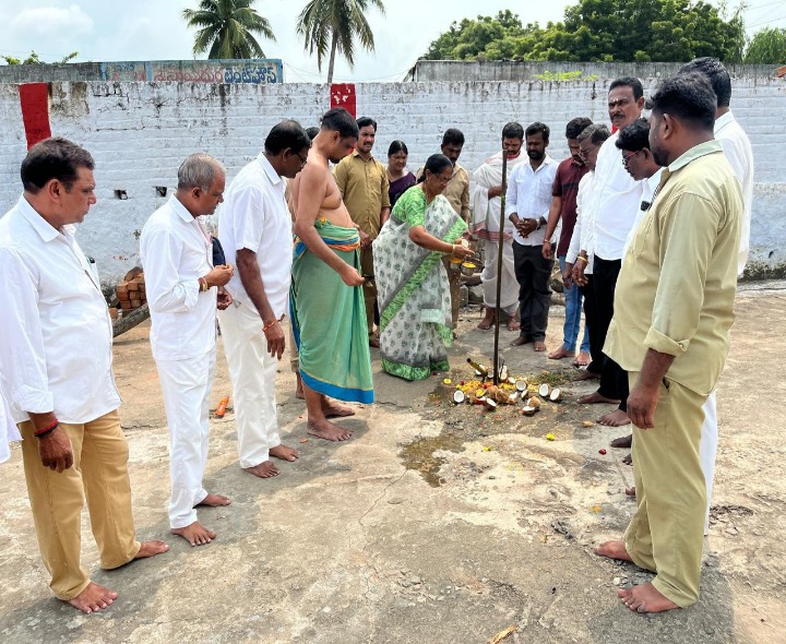 ప్రారంభం కానున్న దసరా ఉత్సవాలకు భూమి పూజ