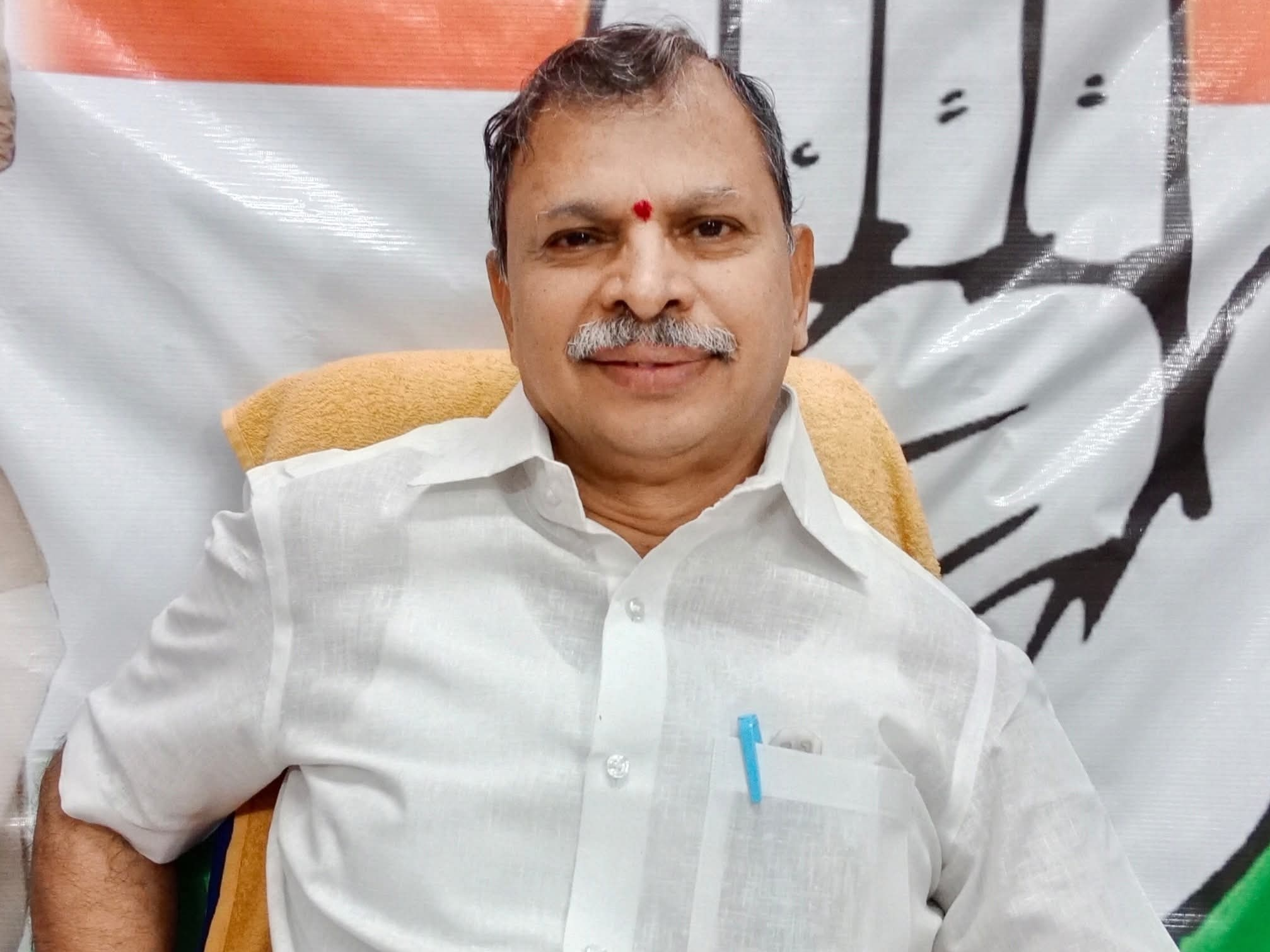 ‘సూపర్ సిక్స్‌పై సూపర్ హిట్ సభ హాస్యాస్పదం’