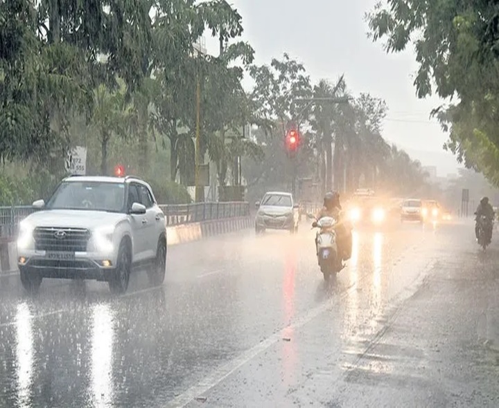 ALERT: భారీ వర్షం