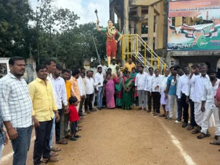 ఎల్లారెడ్డిలో ఐలమ్మ 40 వ వర్ధంతి కార్యక్రమం