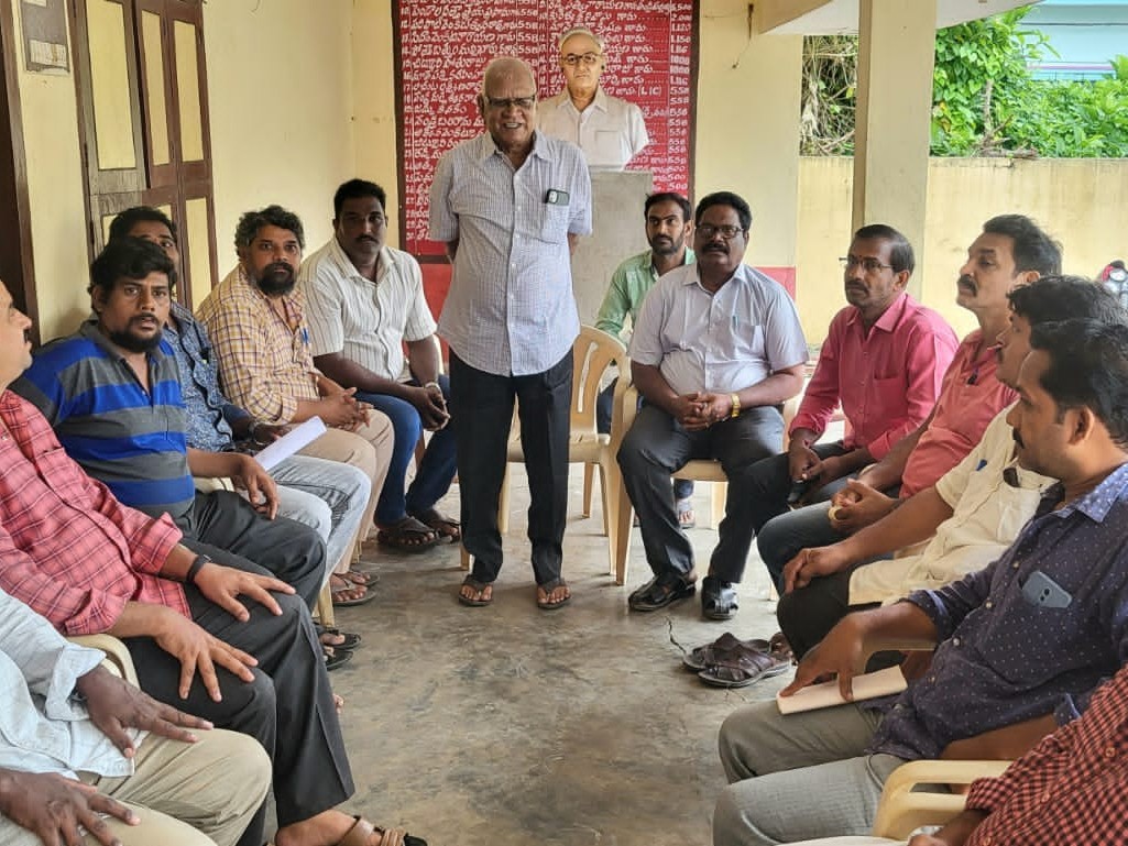‘పరిశ్రమలకు ఆర్థిక చేయూతనివ్వాలి’