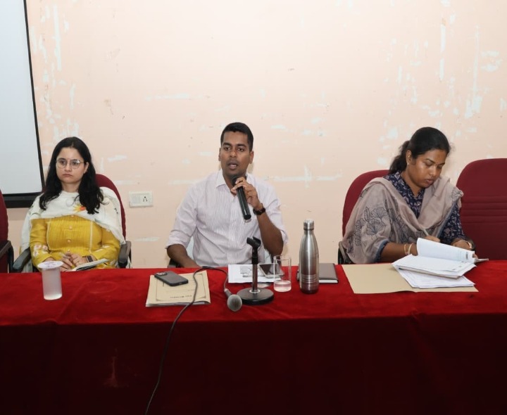 ‘అధికారులు జవాబుదారీతనంతో పనిచేయాలి’