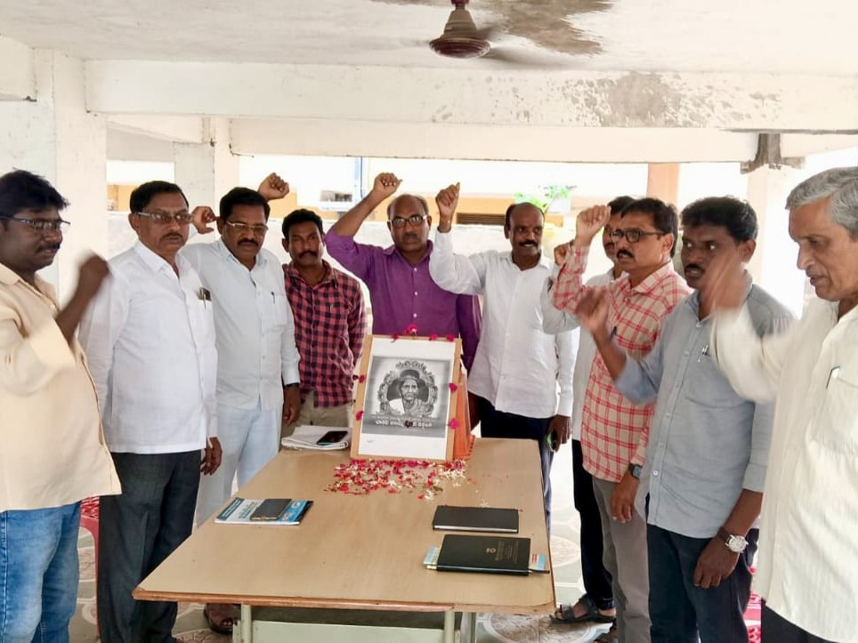చాకలి ఐలమ్మ పోరాటంపై BJP, RSS విష ప్రచారం