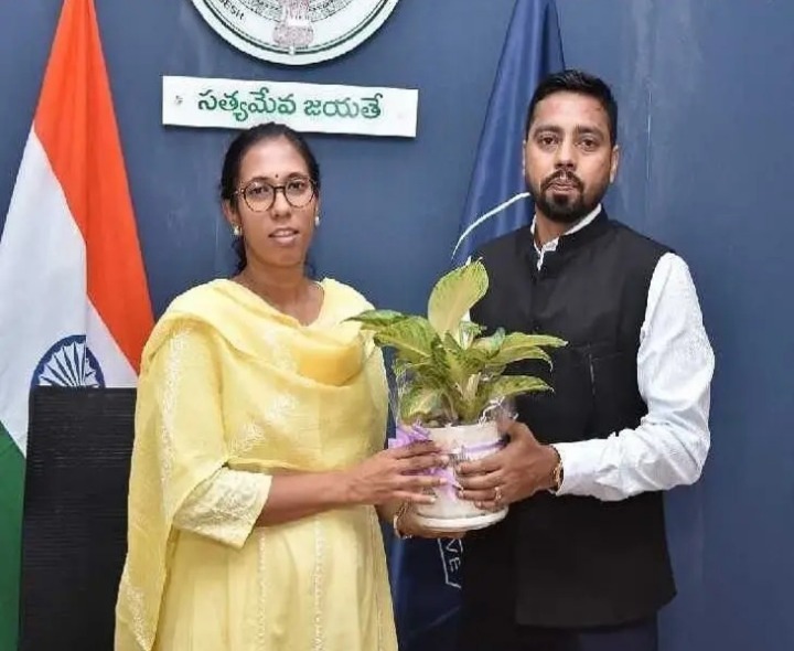 గుంటూరు సంయుక్త కలెక్టర్‌గా అశుతోష్ శ్రీవాత్సవ బాధ్యతలు