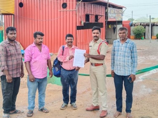దాబా హోటల్‌పై పోలీసుల మెరుపు దాడులు