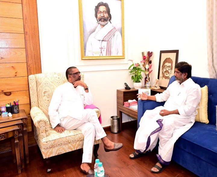 ఝార్ఖండ్ ముఖ్యమంత్రితో చర్చించిన డిప్యూటీ సీఎం