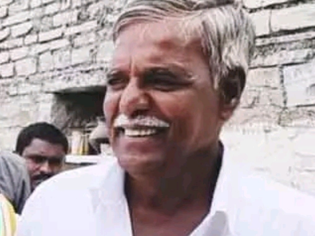 పాముకాటుతో రైతు మృతి