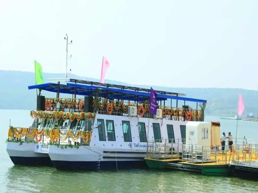 సోమశిల-శ్రీశైలం లాంచీ యాత్ర ప్రారంభం