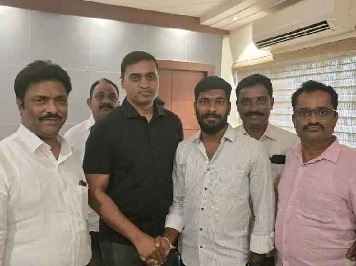 ఎంపీని కలిసిన పూతలపట్టు నాయకులు