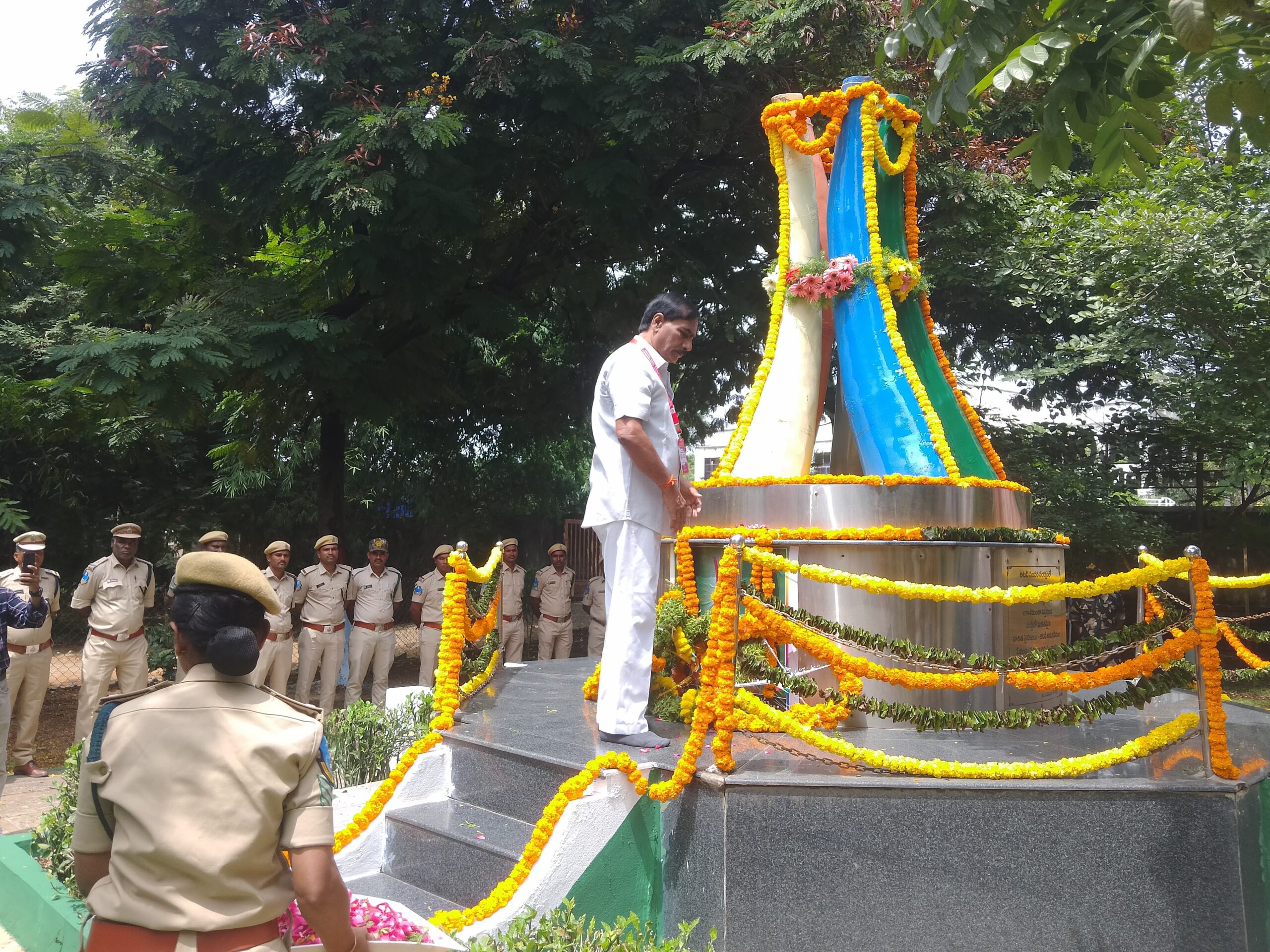 ‘అటవీ సంరక్షణలో అటవీ అధికారుల పాత్ర ఎంతో గొప్పది’
