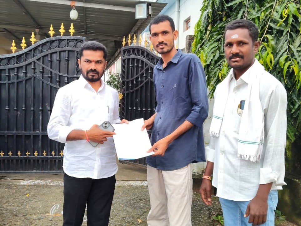 ప్రజలను ప్రభుత్వం ఆదుకుంటుంది: ఎమ్మెల్యే బొజ్జు