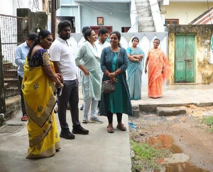 ఆక్రమణ ఫిర్యాదుపై క్షేత్రస్థాయిలో పరిశీలించిన కమిషనర్