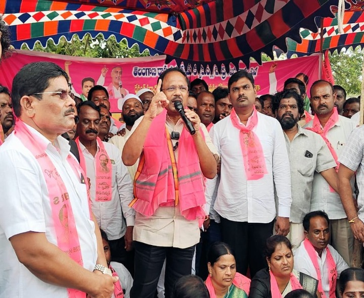 ‘సాగు నీరు అందించడంలో ఈ ప్రభుత్వం విఫలం అయింది’