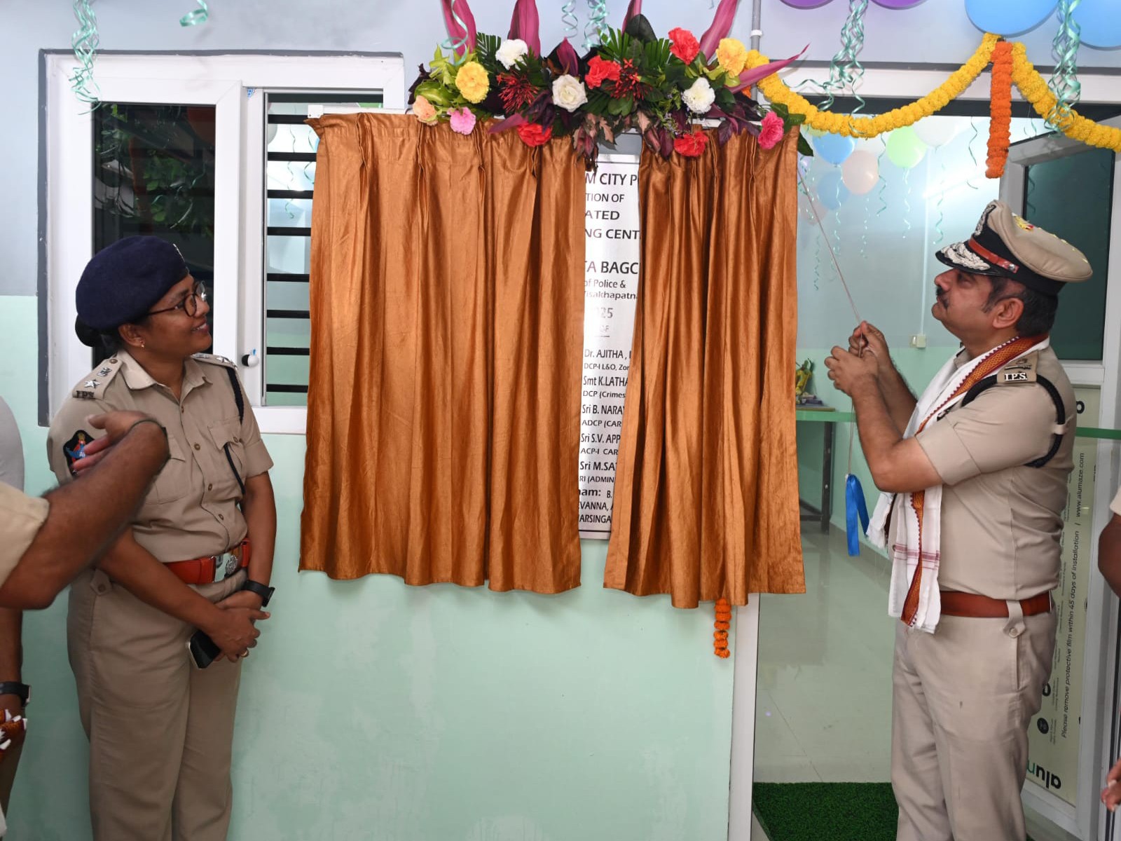 పోలీస్ యూనిట్ టైలరింగ్ సెంటర్ ప్రారంభం