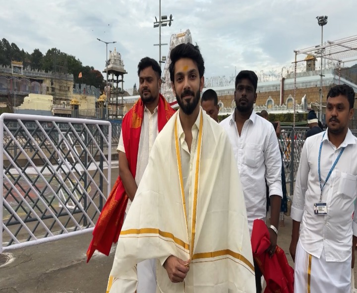 శ్రీవారి సేవలో ప్రముఖ మ్యూజిక్  డైరెక్టర్