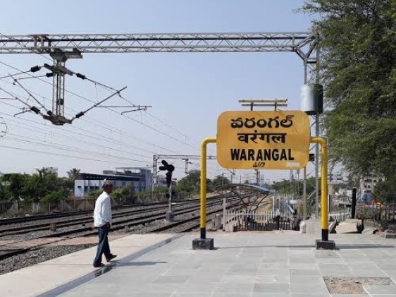 దసరాకు వరంగల్ మీదుగా ప్రత్యేక రైలు