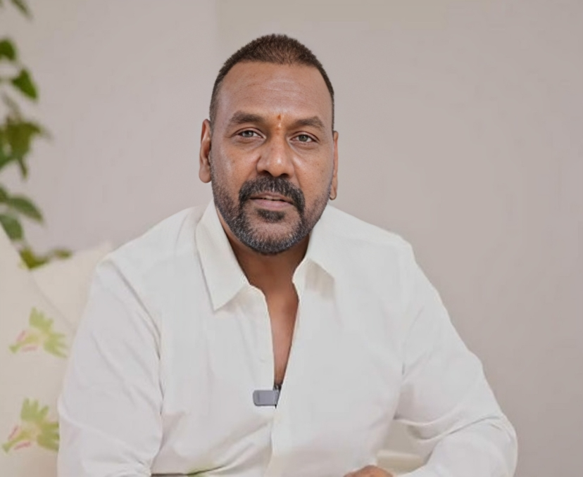సొంతింటిని ఫ్రీ స్కూల్‌గా మారుస్తున్న హీరో