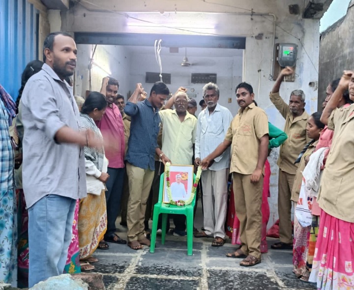 కార్మిక వర్గ పక్షపాతి సీతారాం ఏచూరి : లక్ష్మణరావు