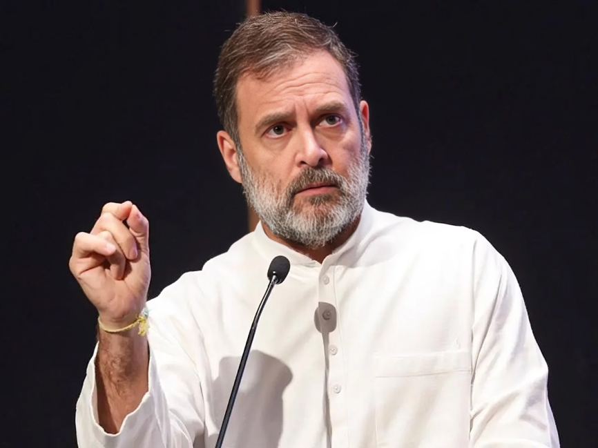 ‘ప్రజా జీవితంలో ఉండేందుకు రాహుల్ అర్హుడేనా’