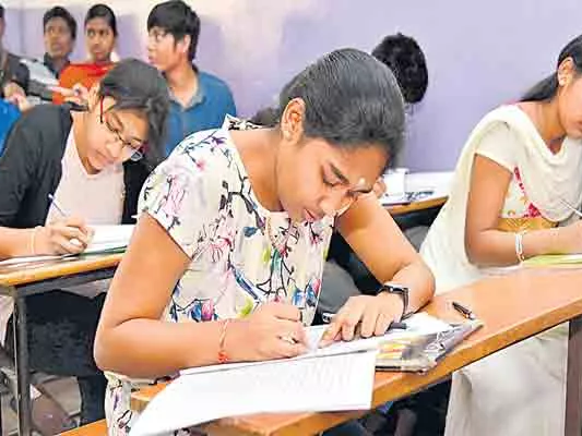 ఓపెన్ టెన్త్,  ఇంటర్​ పరీక్షలకు దరఖాస్తుల ఆహ్వానం