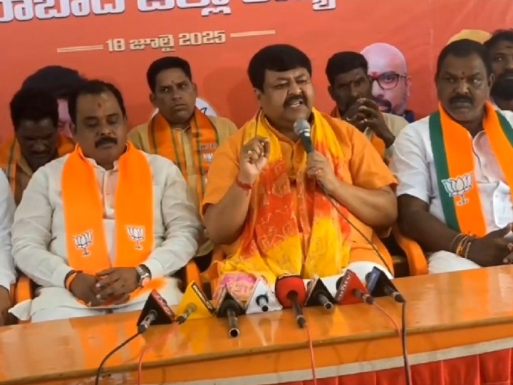 బీసీలకు 42 శాతం రిజర్వేషన్లు ఇస్తే ఓకే: దినేష్ కులాచారి