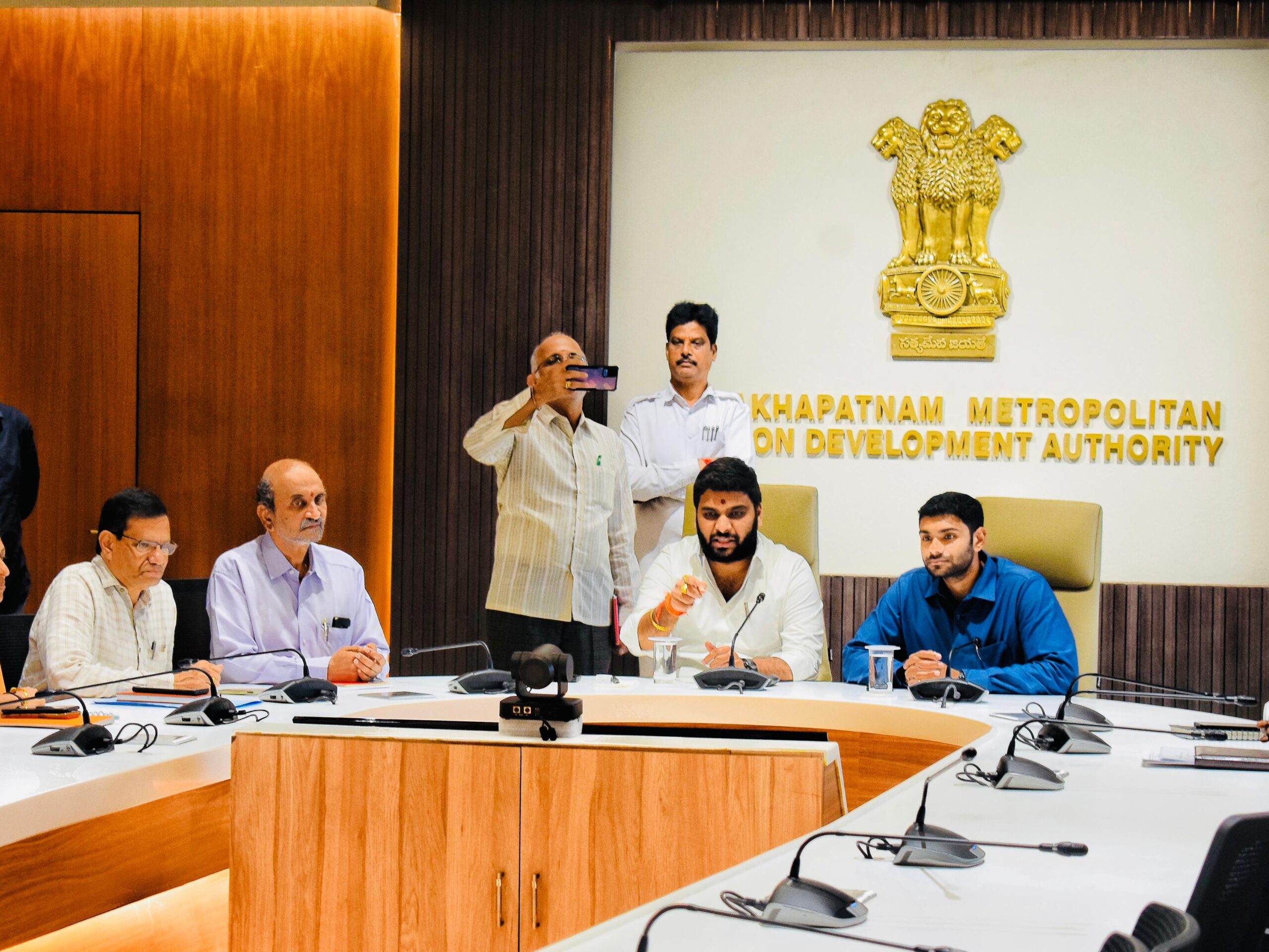 అనకాపల్లిలో వీఎంఆర్డీఏ జోనల్ కార్యాలయం ప్రారంభం