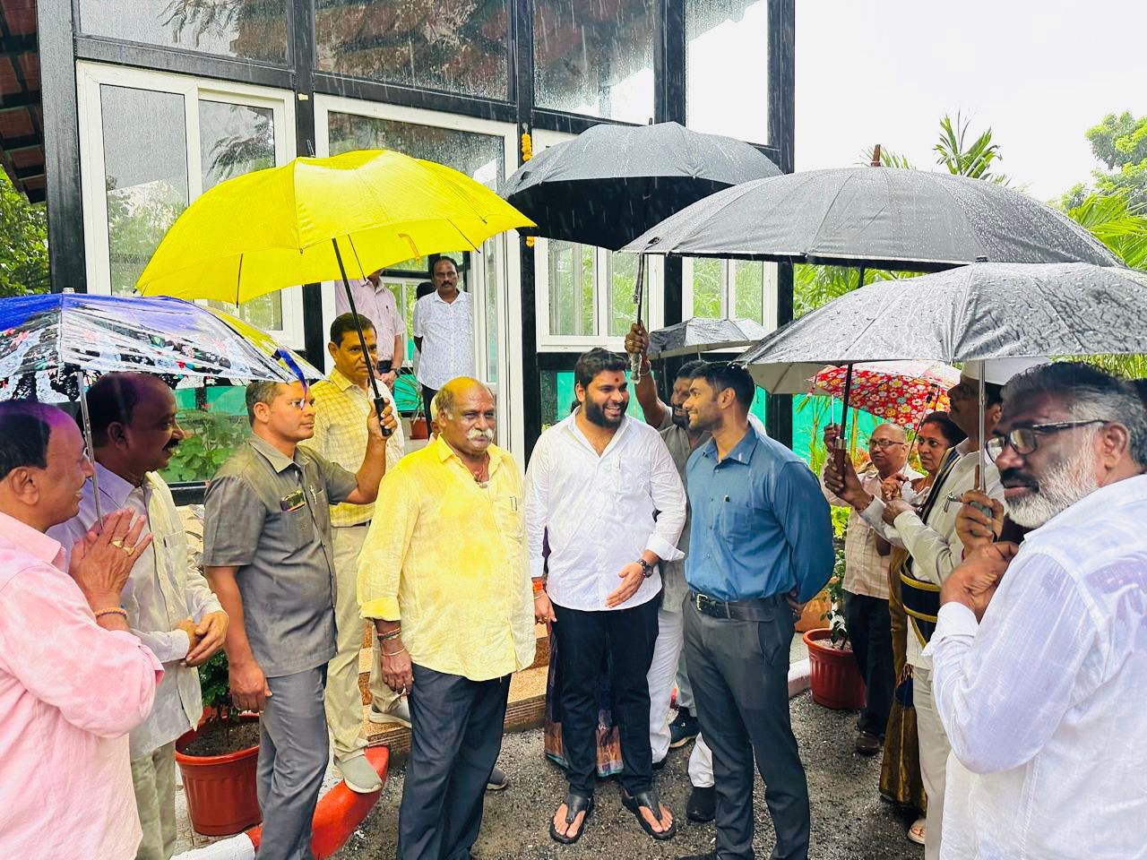పూర్తైన పనులు పరిశీలించిన అధికారులు