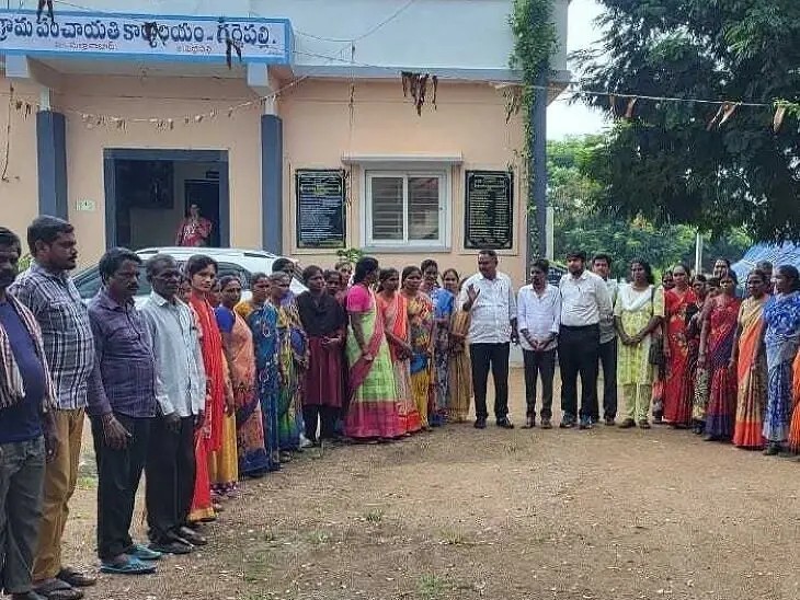 ‘ఈ నెలాఖరులోగా పనులు ప్రారంభించకుంటే ఇండ్లు రద్దు చేస్తాం’