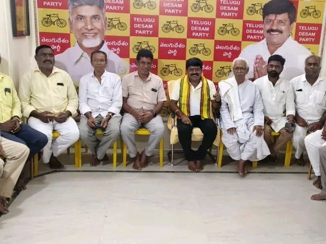 తండ్రికి తగ్గ తనయుడిగా లోకేష్ : ఎమ్మెల్యే