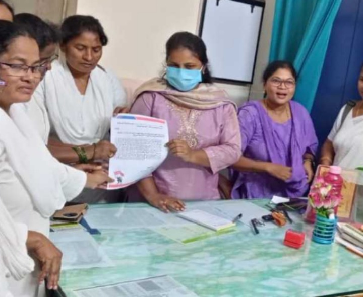 ANMల సమస్య పరిష్కరించాలని వైద్య అధికారికి వినతి