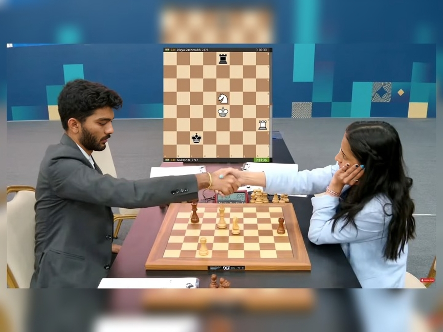 దివ్య దేశ్‌ముఖ్, గుకేష్ మధ్య మ్యాచ్ డ్రా