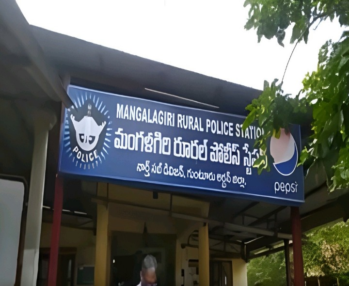 అనుమానాస్పద స్థితిలో మహిళ మృతదేహం లభ్యం