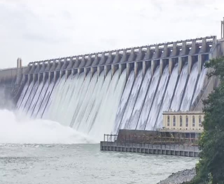 నిండుకుండలా నాగార్జునసాగర్‌ ప్రాజెక్టు..
