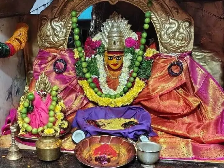 నల్లపోచమ్మకు ప్రత్యేక పూజలు