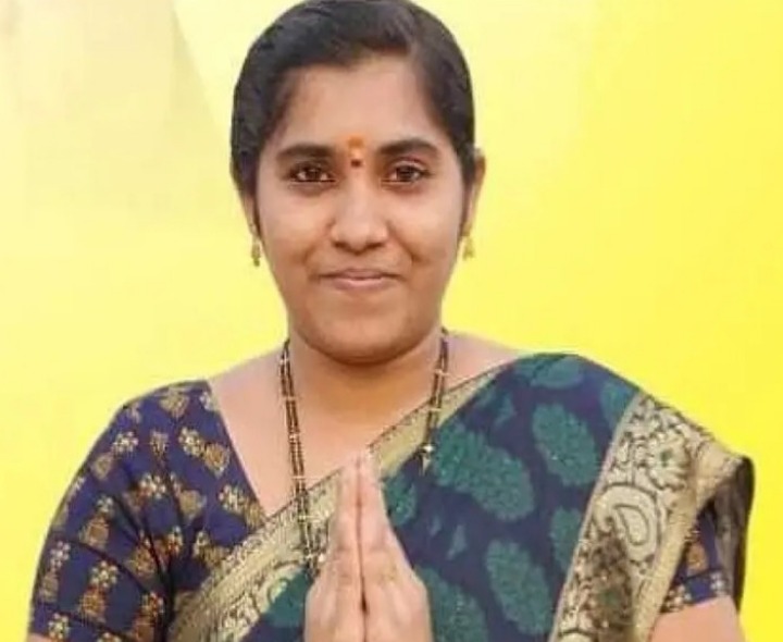 పెనుగొండ సర్పంచ్‌కి అరుదైన గౌరవం