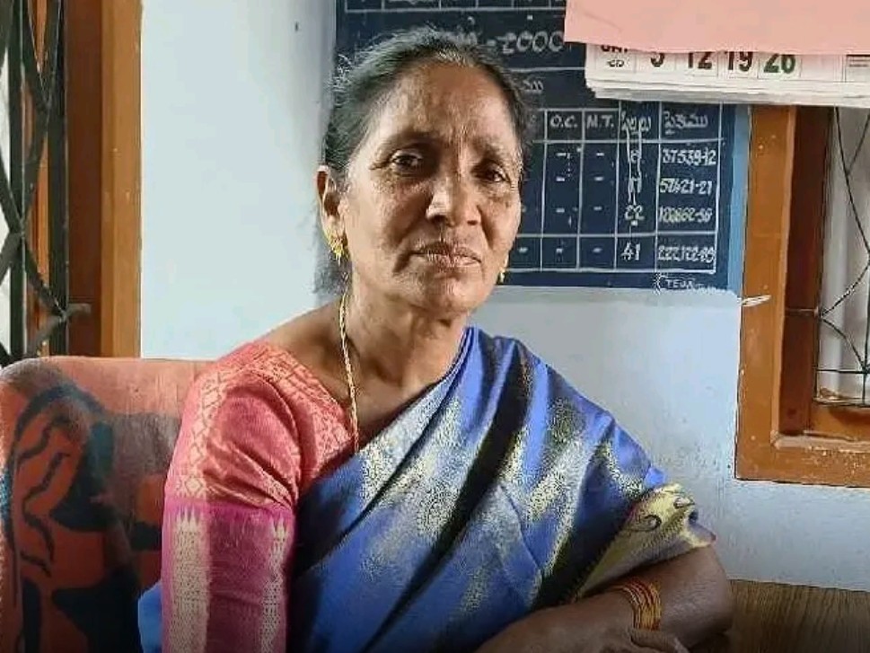 ఆయా పోస్ట్ బీసీ(డి)కి బదులుగా ఎస్సీ గ్రూప్-2 మార్పు