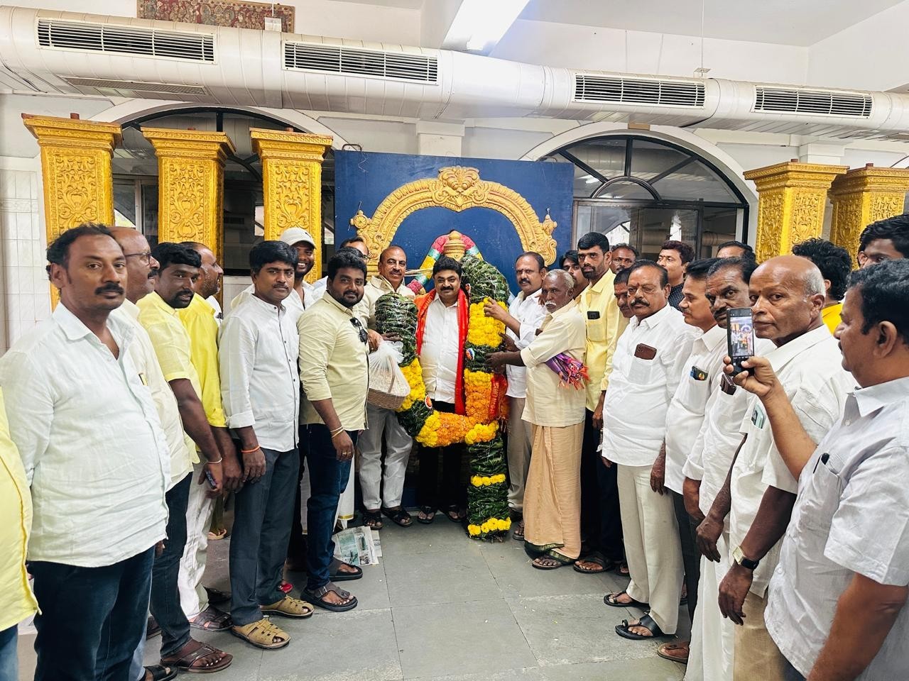 కూరపాటి శంకర్ రెడ్డికి సత్కారం