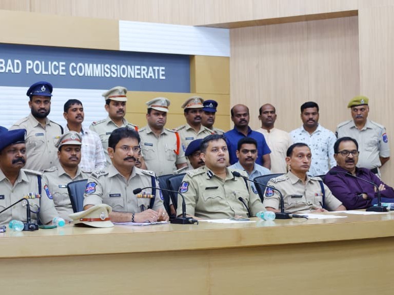రేణుక అగర్వాల్(50) హత్య కేసును ఛేదించిన పోలీసులు