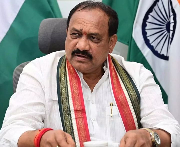 కేటీఆర్, హరీశ్ రావు బీజేపీలో చేరారా?: TPCC