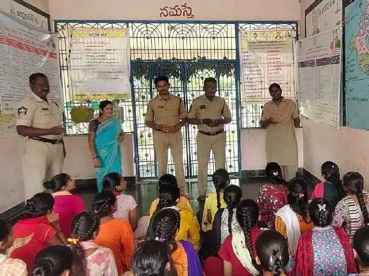 నంద్యాలలో టోల్ ఫ్రీ నంబర్లపై అవగాహన కార్యక్రమం