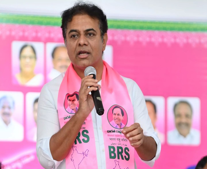 ఫిరాయింపులపై కేటీఆర్ మండిపాటు