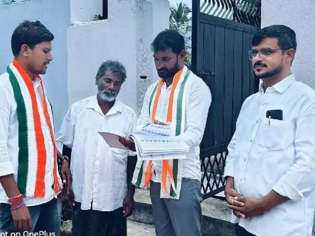 ‘ఓటు హక్కు నమోదు చేసుకోవాలి’
