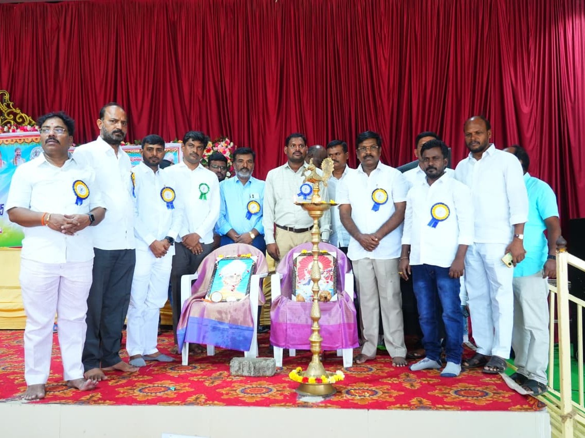 ప్రైవేటు ఉపాధ్యాయులను ఘనంగా సత్కరించిన ఎమ్మెల్యే